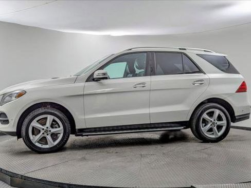 Used 2019 Mercedes-Benz GLE 400 GLE 400 image 3