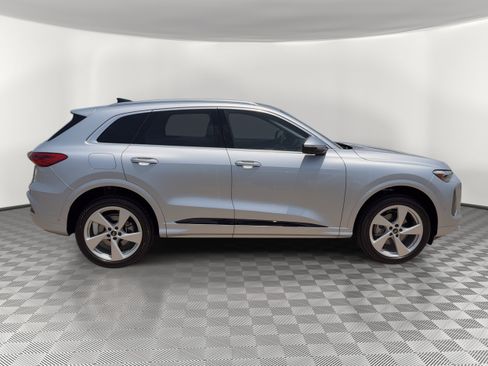 New 2026 Audi Q5 Premium Plus AWD/4WD image 8