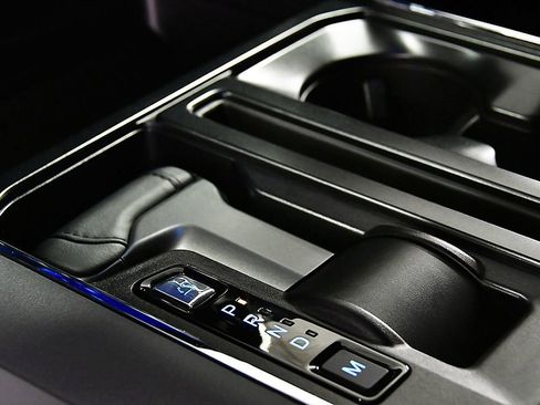 Used 2025 Ford F150 XLT w/ Equipment Group 302A MID image 27