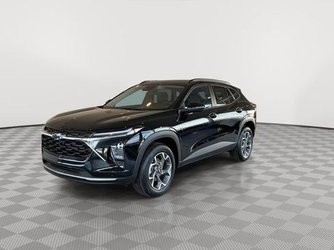 New 2026 Chevrolet Trax LT w/ Sunroof Package image 5