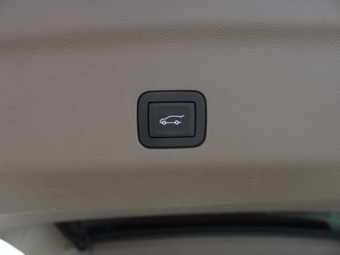 Used 2026 GMC Yukon Denali w/ Denali Reserve Package image 26