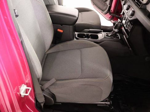 Used 2024 Jeep Wrangler Sport S image 13