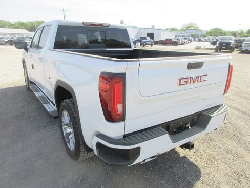 New 2026 GMC Sierra 1500 Denali AWD/4WD image 10
