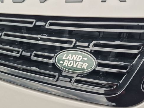 New 2026 Land Rover Range Rover Sport SE AWD/4WD image 11