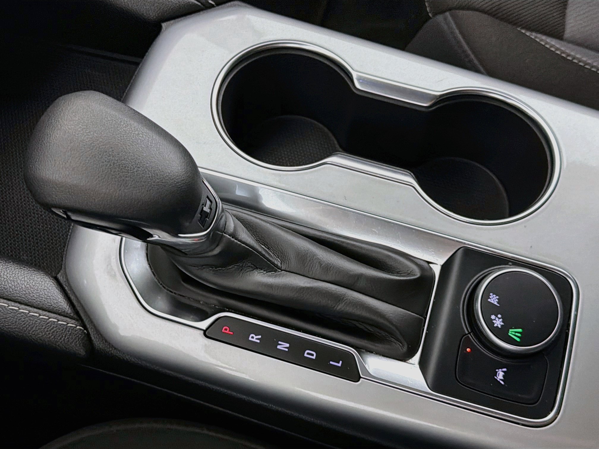 Used 2025 Chevrolet Blazer LT FWD image 24