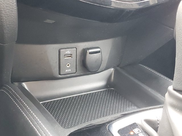 Used 2018 Nissan Rogue Sport AWD image 29