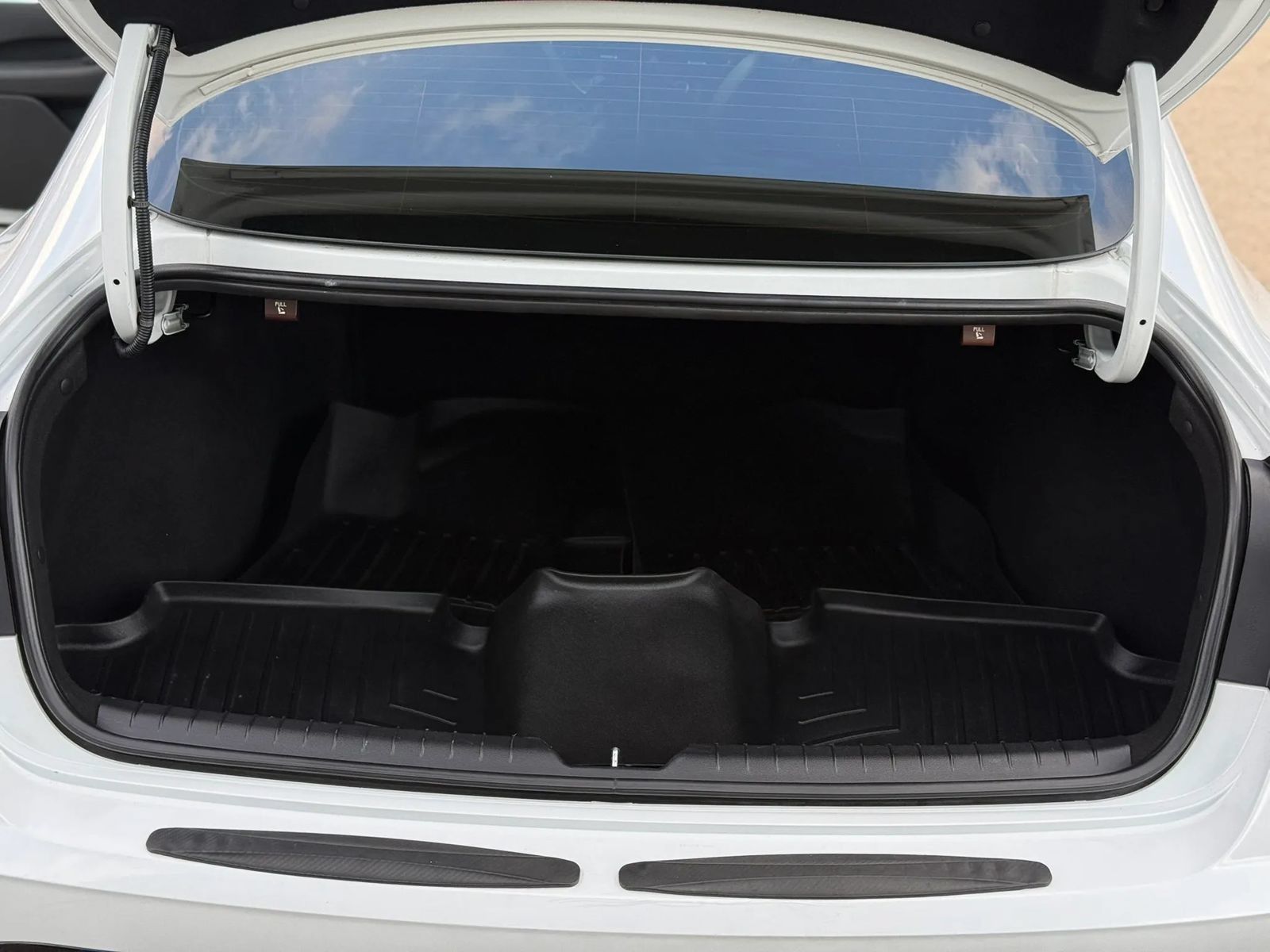 Used 2021 Hyundai Sonata SEL Plus w/ Tech Package FWD image 29