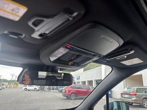 New 2026 Subaru Forester Premium AWD/4WD image 27