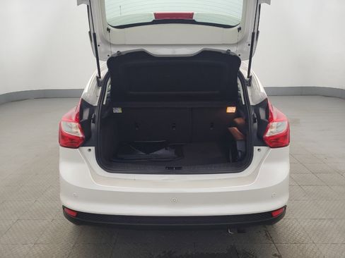 Used 2014 Ford Focus Titanium FWD image 29