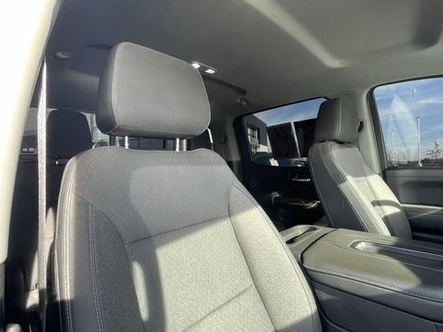 Used 2019 Chevrolet Silverado 1500 LT Trail Boss image 28