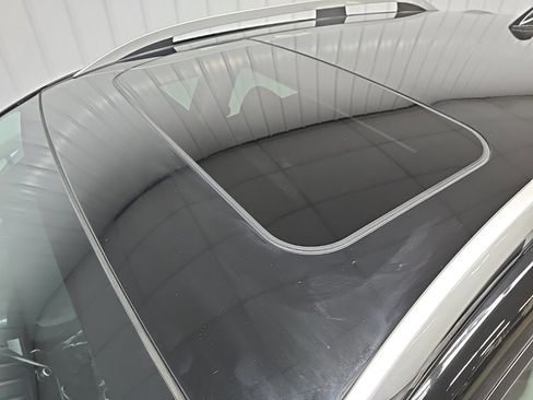 Used 2023 Subaru Impreza 2.0i Limited image 11