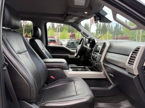 Used 2017 Ford F350 Lariat w/ Lariat Ultimate Package AWD/4WD image 19