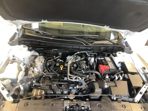 Used 2024 Nissan Altima 2.5 SV w/ SV Premium Package image 20