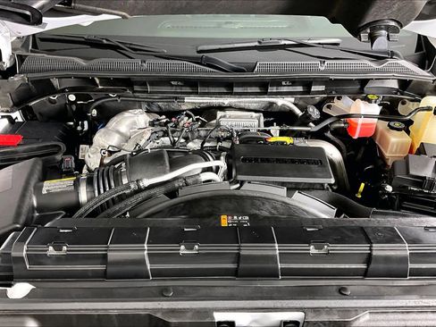 Certified 2022 GMC Sierra 2500 Denali w/ Denali Ultimate Package AWD/4WD image 31