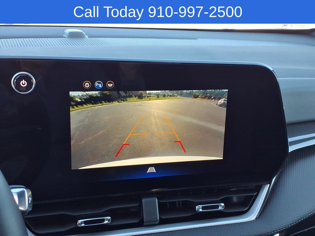 Used 2026 Chevrolet Equinox LT FWD image 14