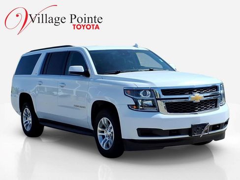 Used 2020 Chevrolet Suburban LT AWD/4WD image 10