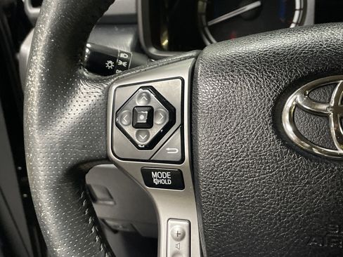 Used 2016 Toyota 4Runner SR5 image 19