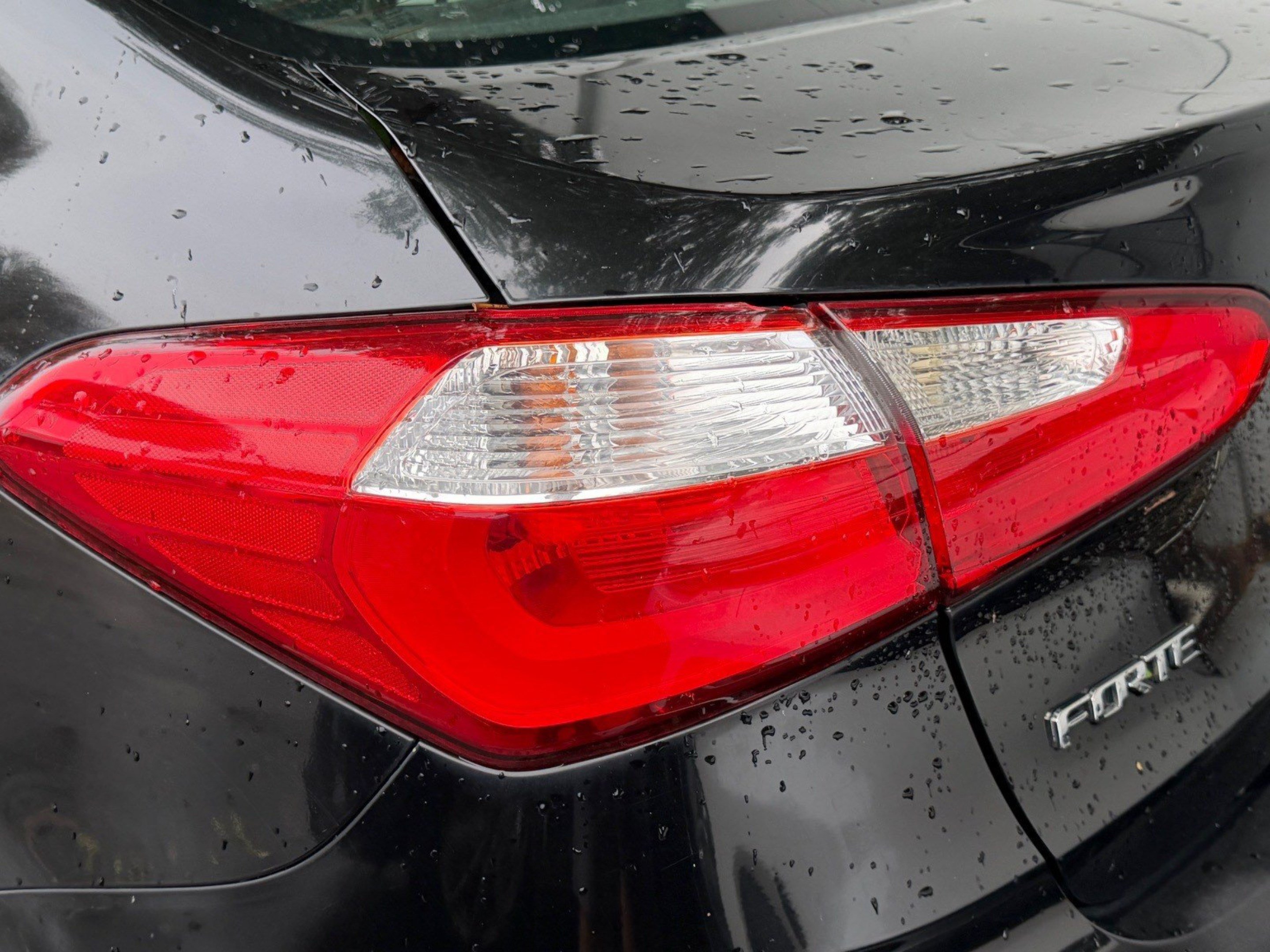 Used 2015 Kia Forte LX FWD image 18