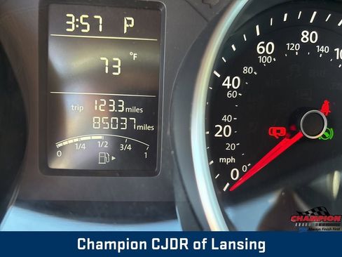 Used 2017 Volkswagen Jetta S image 27