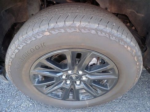 Certified 2024 Ford F150 Platinum image 12