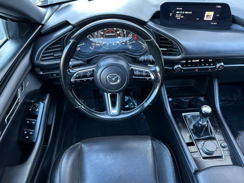 Used 2025 MAZDA MAZDA3 2.5 S Hatchback w/ Premium Pkg image 16