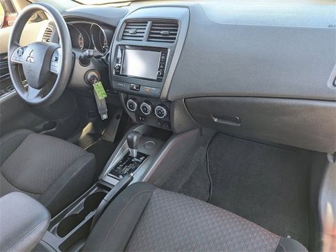 Used 2019 Mitsubishi Outlander Sport ES image 12