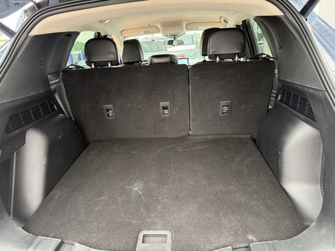 Certified 2025 Ford Escape SE FWD image 14