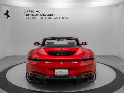Certified 2025 Ferrari Roma Base image 11