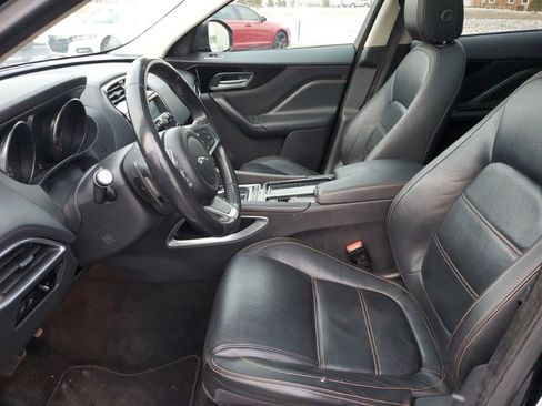 Used 2020 Jaguar F-PACE Prestige image 29