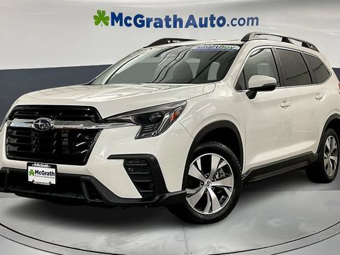 Used 2023 Subaru Ascent Premium w/ Convenience Package AWD/4WD image 2