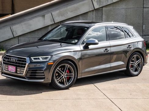 Used 2019 Audi SQ5 Premium Plus w/ Premium Plus Package image 30