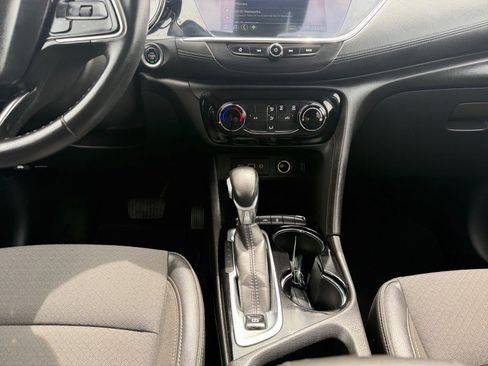 Used 2021 Buick Encore GX Preferred FWD image 11