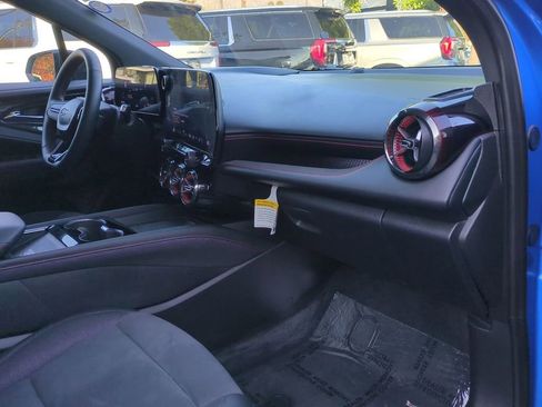 Used 2024 Chevrolet Blazer EV RS image 28