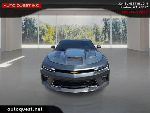 Used 2016 Chevrolet Camaro SS RWD image 2