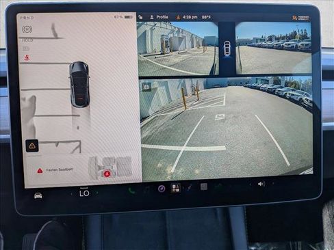 Used 2024 Tesla Model Y Long Range RWD image 15