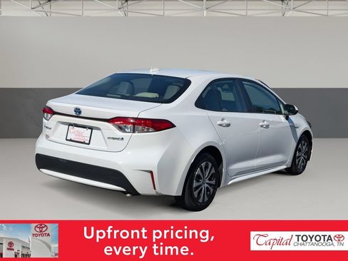 Used 2020 Toyota Corolla LE FWD image 5