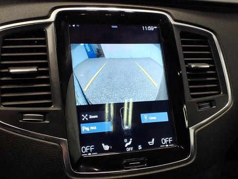 Used 2016 Volvo XC90 T6 Momentum image 14