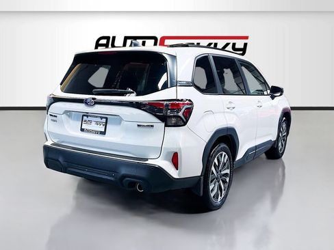 Used 2025 Subaru Forester Touring w/ Protection Package AWD/4WD image 7