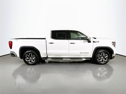 Used 2023 GMC Sierra 1500 SLT w/ SLT Premium Package image 7