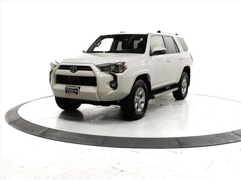 Certified 2023 Toyota 4Runner SR5 Premium w/ Moonroof Package image 3