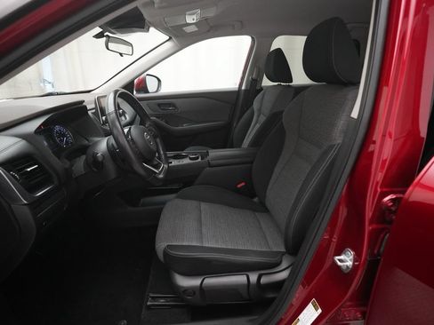 Used 2021 Nissan Rogue S AWD/4WD image 8