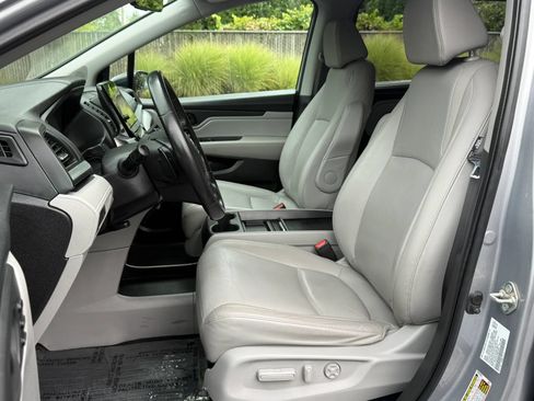 Used 2019 Honda Odyssey EX-L image 13