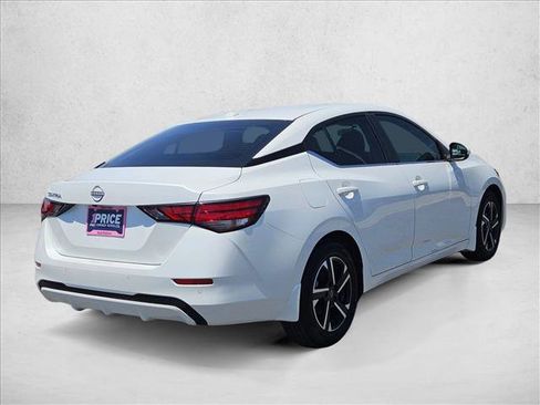 Used 2025 Nissan Sentra SV w/ Trunk Package FWD image 5