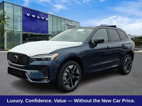 New 2026 Volvo XC60 B5 Plus w/ Protection Package Premier AWD/4WD image 2