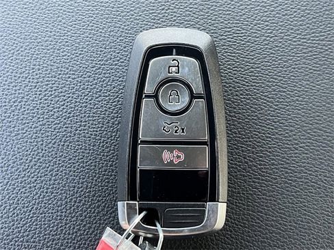 New 2025 Ford F150 Lightning XLT image 20