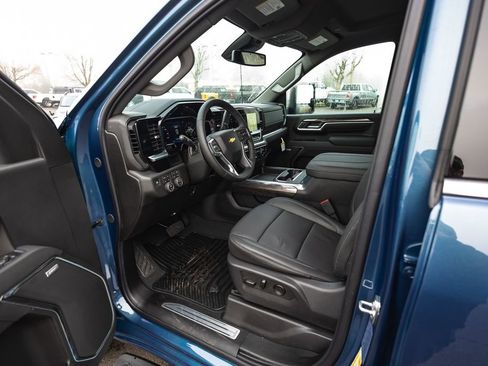New 2026 Chevrolet Silverado 3500 LTZ w/ LTZ Convenience Package image 33