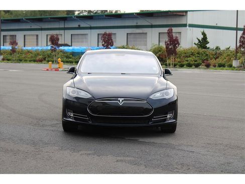 Used 2012 Tesla Model S Signature Performance image 5