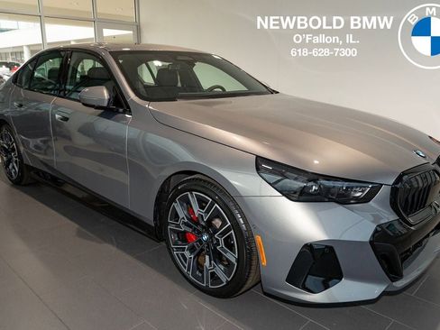 New 2026 BMW 540i xDrive w/ M Sport Package image 1