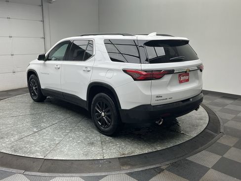 Certified 2023 Chevrolet Traverse LT image 2