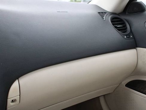 Used 2010 Lexus IS 350C RWD image 20